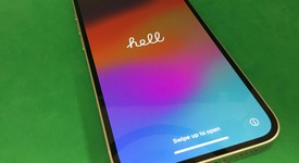 Mint
													Apple iPhone 13 - Unlocked, Pink, 128 GB, A2482, photo 1 of 4