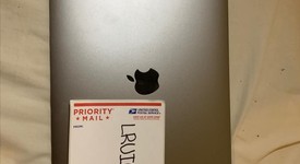 Good
													Macbook Retina 2017 - 12" - Gray, 256 GB, 8 GB, photo 2 of 9