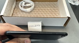 Mint
													Apple iPhone SE 3rd Gen 2022 - Unlocked, Midnight, 64 GB, A2595, photo 5 of 6