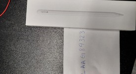 New
													Apple Pencil Pro, photo 2 of 3