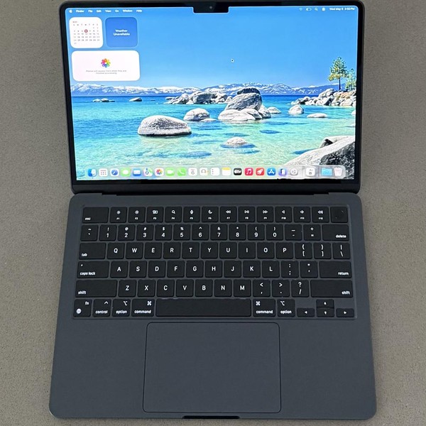 MacBook Air 2022 (M2) - 13 inch - 1 TB, Midnight, 16 GB, Apple M2