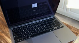 Good
													MacBook Air 2020 - 13" - Apple M1, Gray, 256 GB, 8 GB, photo 4 of 12