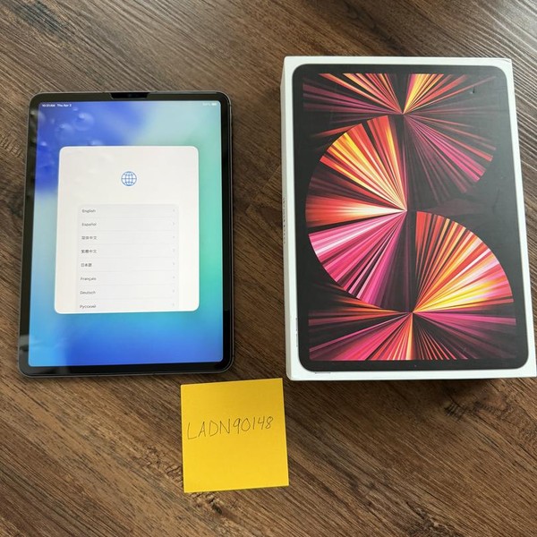 Apple iPad Pro 11 inch 3rd Gen 2021 - Unlocked, 128 GB, Gray