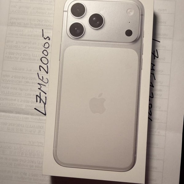 Apple iPhone 17 Pro Max - Unlocked, 256 GB, Silver, A3257