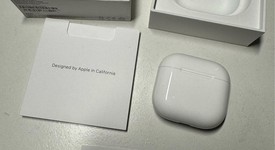 Used
													Apple AirPods 4th Gen - Standard, photo 1 of 3