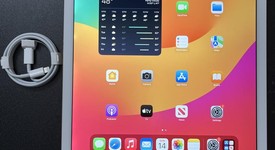 Good
													Apple iPad Pro 12.9" 2nd Gen 2017 - Wi-Fi, Gold, 64 GB, photo 1 of 4