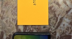 Mint
													Motorola Razr Ultra (2025) - AT&T, PANTONE Scarab, 512 GB, 16 GB, photo 1 of 9