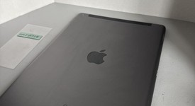 Good
													Apple iPad 9th Gen - Unlocked, Gray, 256 GB, A2603, photo 4 of 5