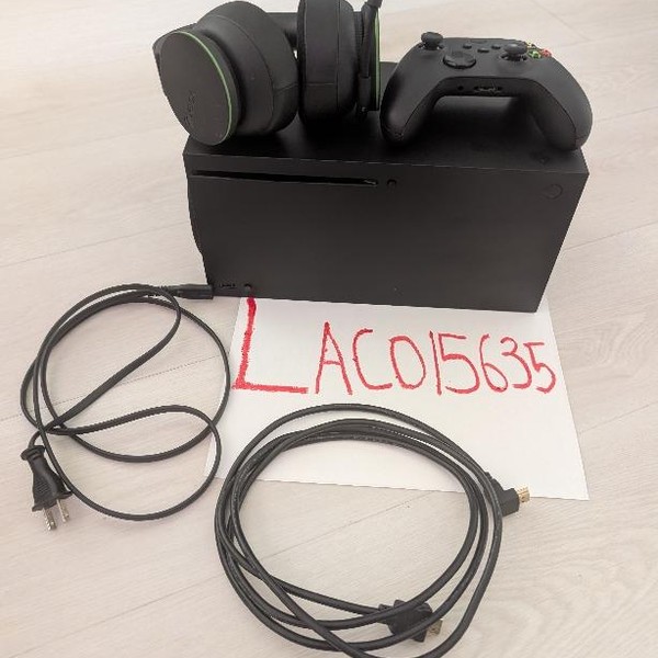 Xbox Series X (2020) - 1 TB, Black, standard