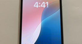 Fair
													Apple iPhone SE 2nd Gen 2020 - Unlocked, White, 64 GB, A2275, photo 2 of 10