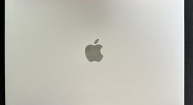 Fair
													MacBook Pro 2018 (With Touch Bar) - 13" - I5, Gray, 256 GB, 8 GB, photo 2 of 7