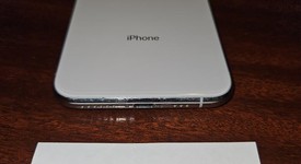 Good
													Apple iPhone Xs - Unlocked, Silver, 64 GB, A1920, photo 3 of 8