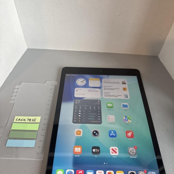 Apple iPad 9th Gen - Unlocked, 64 GB, Gray, A2603