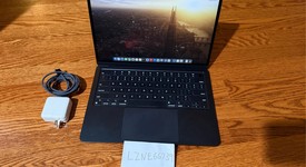 Good
													MacBook Air 2024 (M3) - 13" - Apple M3, Midnight, 256 GB, 16 GB, 8-core GPU, photo 4 of 5