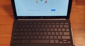 Good
													HP Chromebook X2 - White, 32 GB, 4 GB, photo 1 of 9