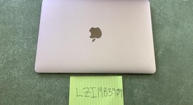 Good
													Macbook Retina 2017 - 12" - I7, Rose Gold, 512 GB, 16 GB, photo 1 of 5