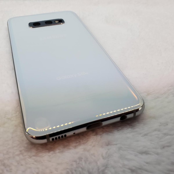 Samsung Galaxy S10e - Unlocked, White, 256 GB, 8 GB, SM-G970U1