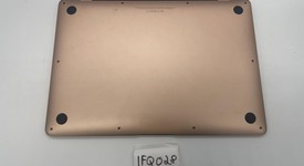 Good
													MacBook Air 2019 - 13" - I5, Gold, 128 GB, 8 GB, photo 5 of 6