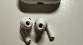 Used
													Apple AirPods Pro 2nd Gen - USB-C, photo 5 of 5