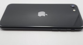 Good
													Apple iPhone SE 2nd Gen 2020 - Straight Talk, Black, 64 GB, A2275, photo 2 of 5