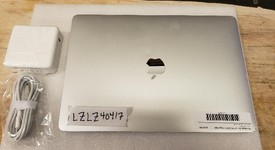 Good
													MacBook Air 2020 - 13" - Apple M1, Silver, 256 GB, 8 GB, photo 4 of 6