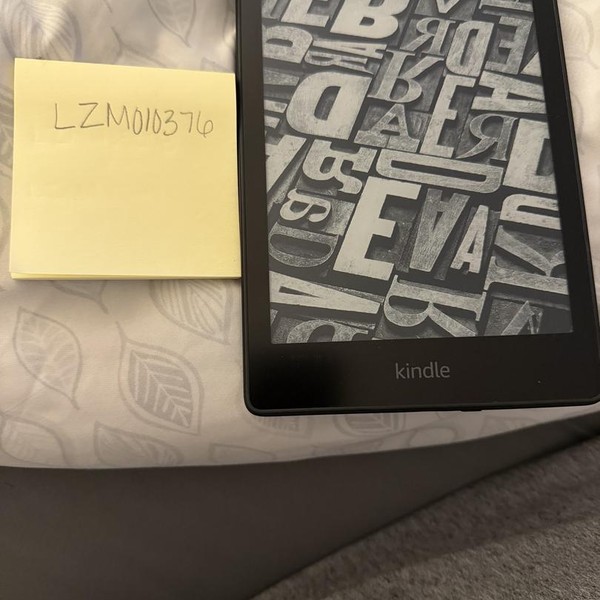 Amazon Kindle Paperwhite 11th Gen 2021 - Amazon, 32 GB, Black