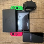 Fair Nintendo Switch - Pink & Green, 32 GB