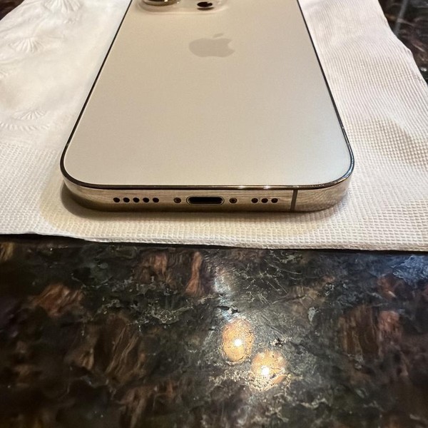 Apple iPhone 14 Pro - Unlocked, 256 GB, Gold, A2650