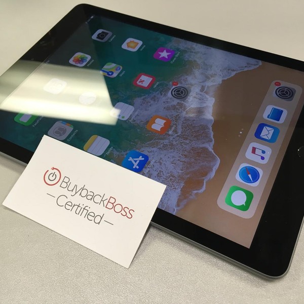 Apple iPad 5th Gen - Unlocked, 32 GB, Gray, A1823