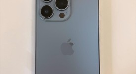 Good
													Apple iPhone 13 Pro - Unlocked, Sierra Blue, 128 GB, A2483, photo 5 of 6