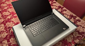 Mint
													Dell Alienware Laptop, photo 5 of 19