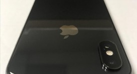 Mint
													Apple iPhone Xs - Unlocked, Gray, 64 GB, A1920, photo 4 of 7