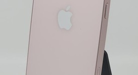 Mint
													Apple iPhone 13 - AT&T, Pink, 128 GB, A2482, photo 3 of 7