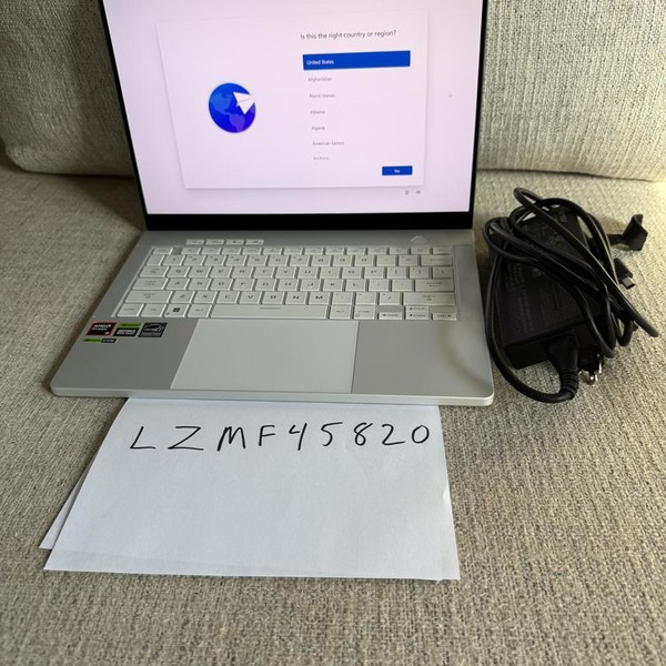 Asus ROG Zephyrus G14 (2024) GA403U - 1 TB, White, 16 GB, AMD Ryzen 9