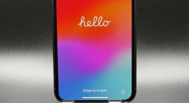 Mint
													Apple iPhone Xs - Unlocked, Gold, 64 GB, A1920, photo 3 of 7