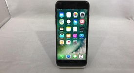 Mint
													Apple iPhone 7 Plus - Verizon, Jet Black, 128 GB, A1661, photo 1 of 2