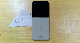 Good
													Motorola Razr (2024) - Unlocked, Sand, 256 GB, 8 GB, photo 1 of 5