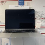 Good MacBook Air 2020 - 13 inch - 256 GB, Silver, 8 GB, Intel Core i3