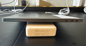 Good
													MacBook Pro 2018 (With Touch Bar) - 13" - I7, Gray, 1 TB, 16 GB, photo 4 of 6