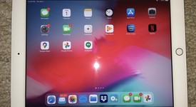 Mint
													Apple iPad 7th Gen - Unlocked, Gold, 32 GB, A2200, photo 2 of 10