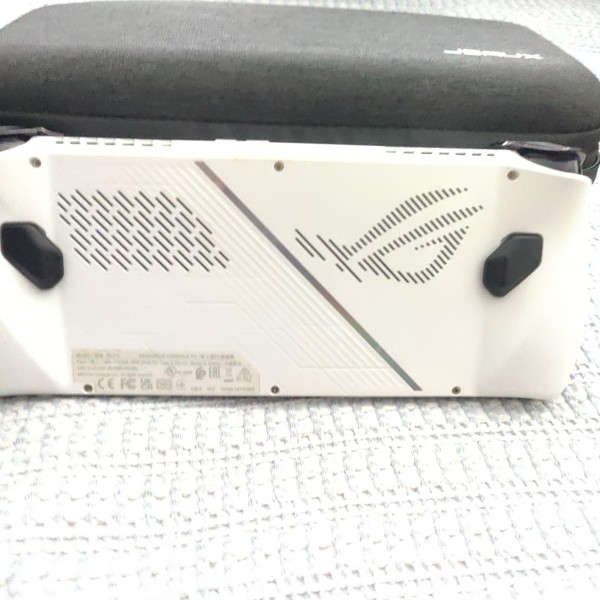 Asus ROG Ally 7 inch - 512 GB, White, 16 GB, AMD Ryzen Z1, Ryzen Z1