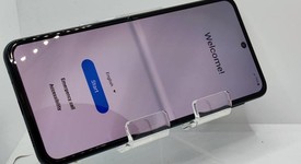 Fair
													Samsung Galaxy Z Flip3 5G - Unlocked, Green, 128 GB, 8 GB, SM-F711U1, photo 1 of 6