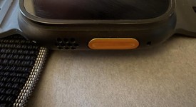 Mint
													Apple Watch Ultra 3 49mm - Unlocked, Black, A3281, photo 5 of 7