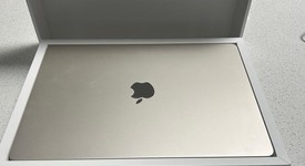 Mint
													MacBook Air 2024 (M3) - 15" - Apple M3, Silver, 256 GB, 8 GB, 10-core GPU, photo 1 of 11