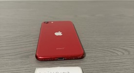 Good
													Apple iPhone SE 2nd Gen 2020 - Unlocked, Red, 128 GB, A2275, photo 3 of 8