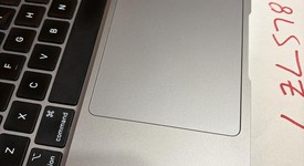 Good
													MacBook Air 2020 - 13" - I5, Gray, 512 GB, 8 GB, photo 4 of 11