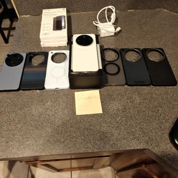 OPPO Find X8 Ultra - Unlocked Non-US, 512 GB, White, 16 GB