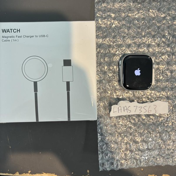 Apple Watch Series 11 42mm - Silver, A3331 - GPS, Aluminum