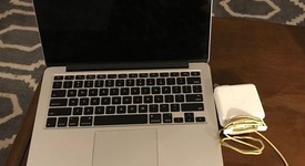 Fair
													MacBook Pro 2015 (Retina) - 13" - Silver, 512 GB, 16 GB, photo 1 of 3