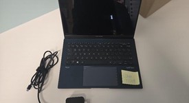 Good
													Asus Zenbook, photo 1 of 7
